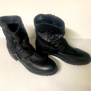 Steve Madden Rivalree Ankle Moto Boots Womens Size 8M Black Leather Zip Buckle
